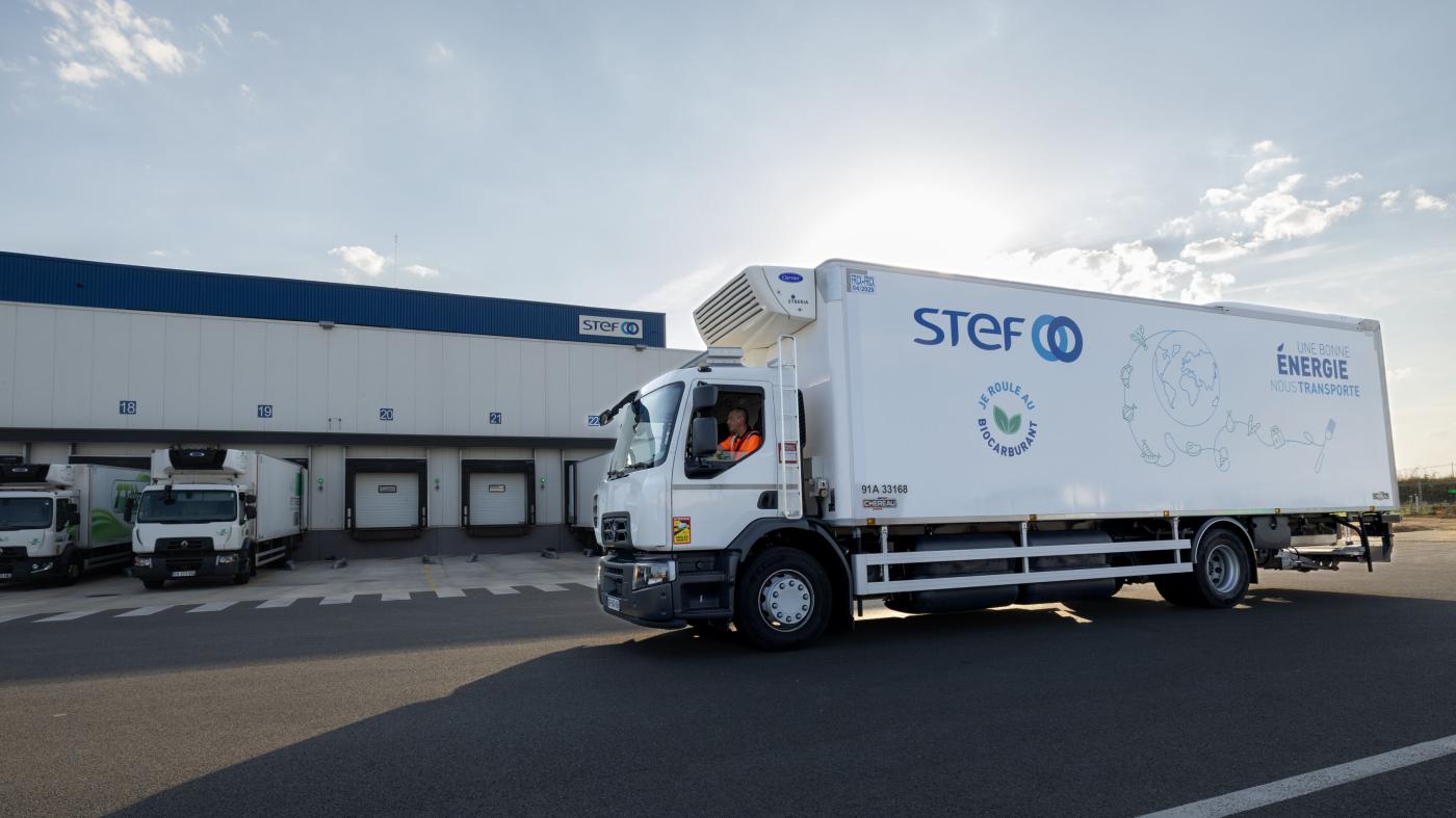 (c) STEF Clan D'oeil